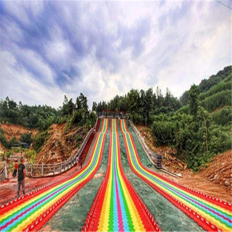 鄂州彩虹景区娱乐滑道